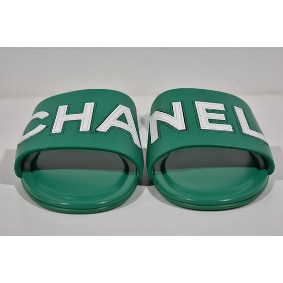 Chanel 23P Green White Leather CC Logo Letter Mules Slide Slip Sandal Flat 38.5 - Picture 5 of 12